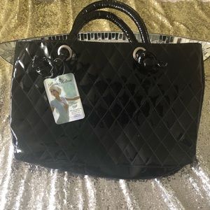 Paris Hilton hand bag 💅🏾💕